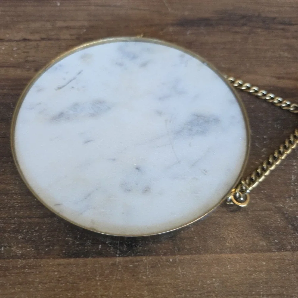 Girl Wall‎ Hanging Decor Girl Power Gold Trim White Marble Black Heavy Chain